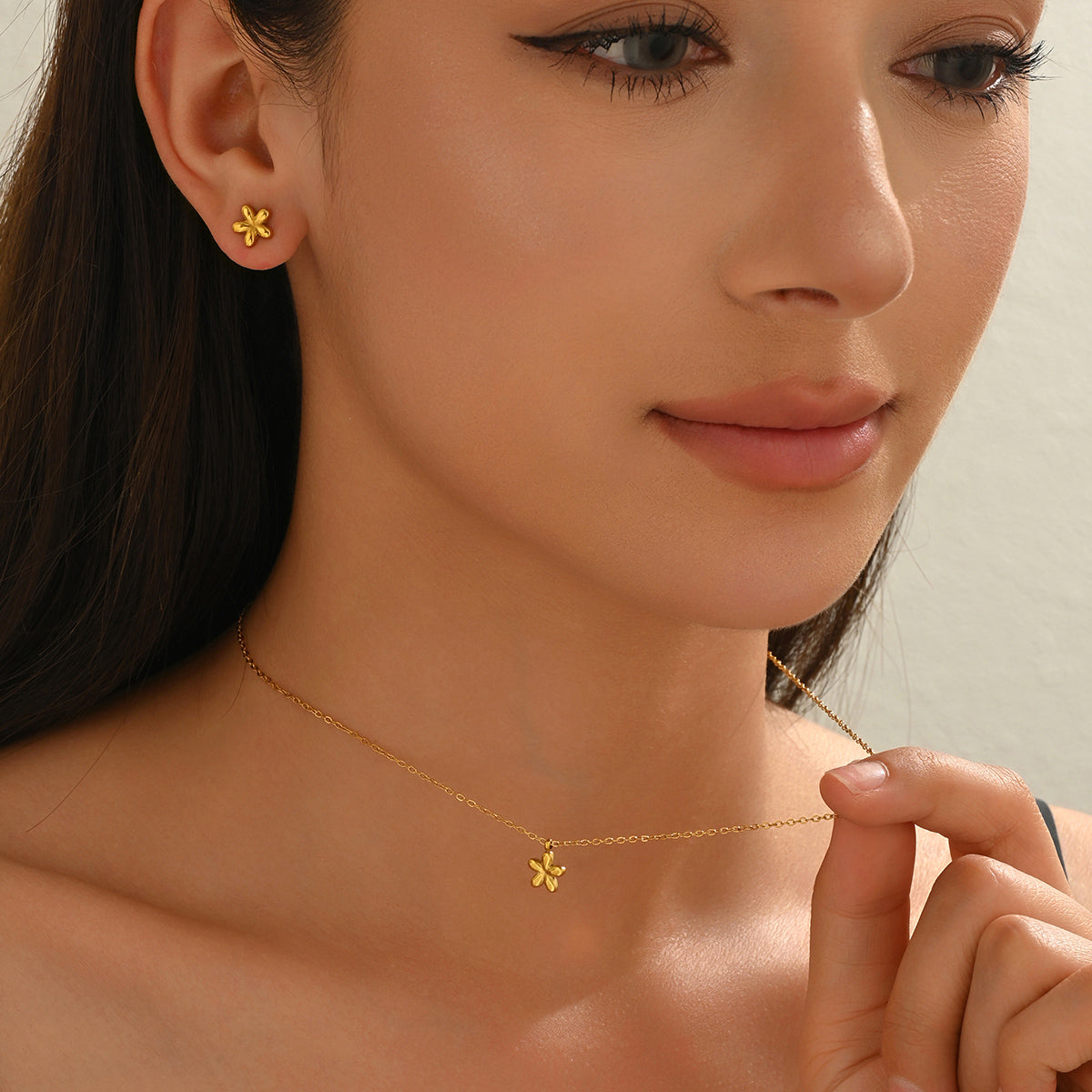 Lxalry 18K Gold Plated Stainless Steel Flower Pendant Necklace And Earrings Set For Women - Cute & Elegant Minimalist Jewelry For Summer, Gifts, Daily Wear, Birthday, And Anniversary - Waterproof & Hy